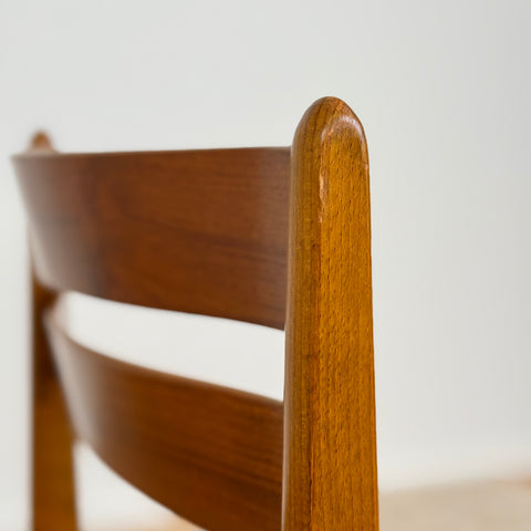 Set of 8 dining chairs in teak & beech, Denmark