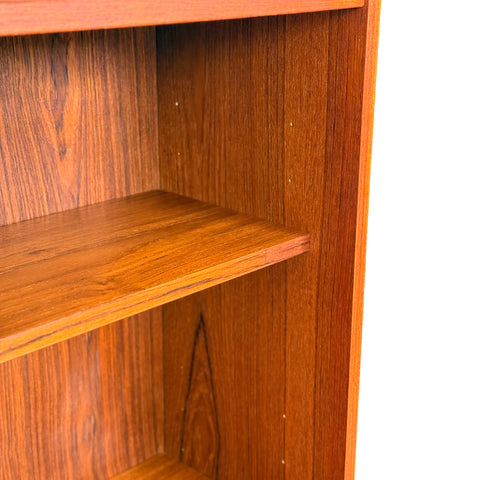 Bookshelf in teak, 1950s-60s, Denmark - Beyo Vintage