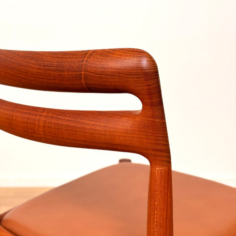 PRICE Set of 6 dining chairs in solid teak by H.W.Klein, 1950s-60s, Denmark - Beyo Vintage
