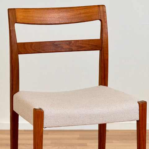 Single dining chair by Troeds