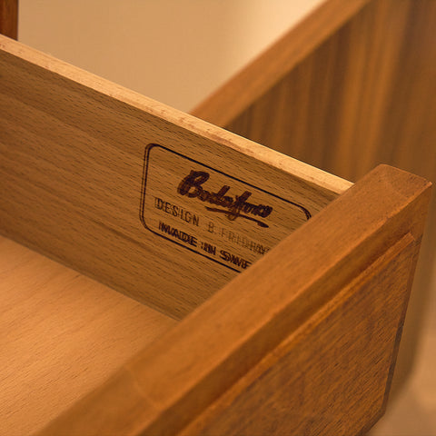 Swedish sideboard in walnut by Bertil Fridhagen for Bodafors, model 'Fasett'