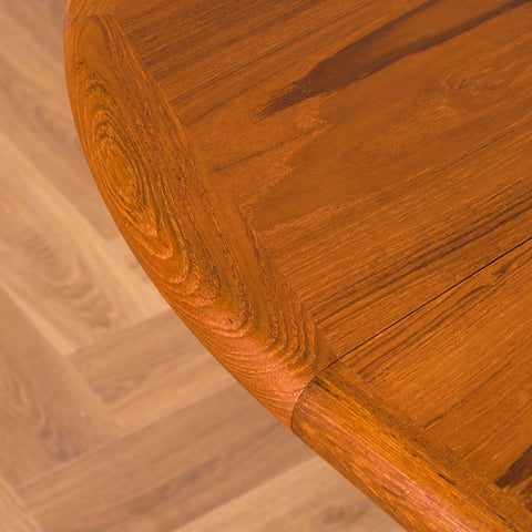 Danish round dining table in teak by Korup design