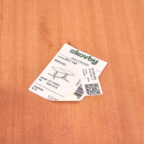 Danish oval dining table in mahogany by Skovby Møbelfabrik