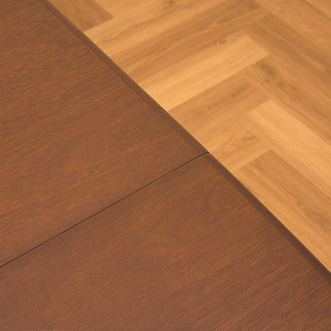 Danish dining table in mahogany by Skovby