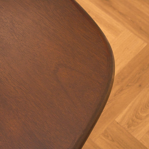 Danish dining table in mahogany by Skovby
