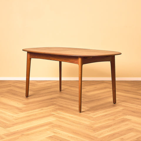 Danish oval dining table in teak by Svend Aage Madsen for Elsteds Møbelfabrik