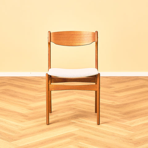 Danish dining chairs in teak by Erik Buch for Findahls Møbelfabrik