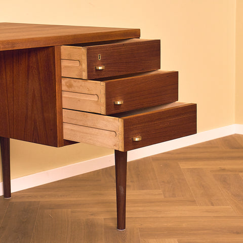 Danish writing desk in teak by Severin Hansen for Haslev Møbelfabrik