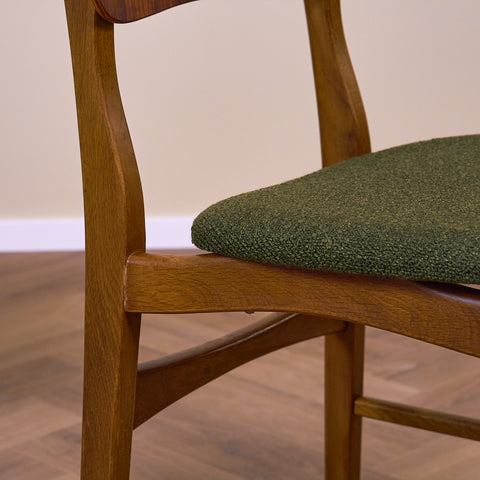 Danish dining chair in teak and oak by Ib Kofod-Larsen