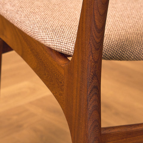 Danish set of 6 dining chairs in solid walnut by Erik Buch