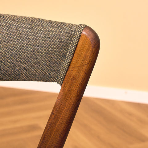Danish set of 8 dining chairs 'model 68' by Anderstrup Møbelfabrik
