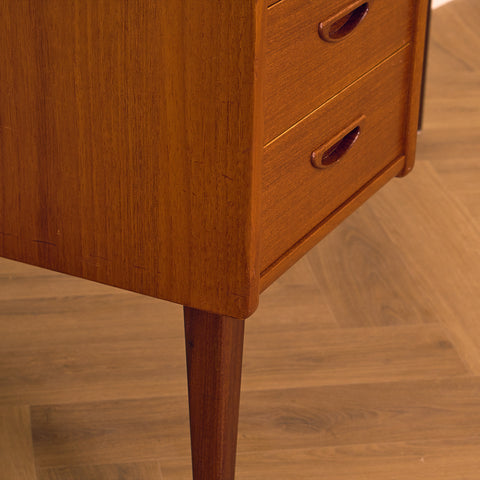 Swedish writing desk in teak by Lelångs Möbelfabrik, Bengtsfors