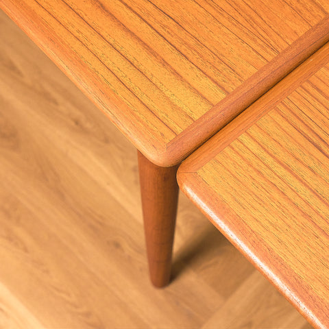 Danish dining table in teak