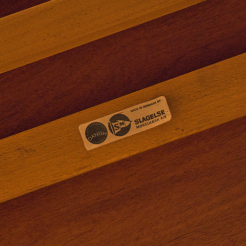 Danish dining table in teak by Slagelse Møbelværk