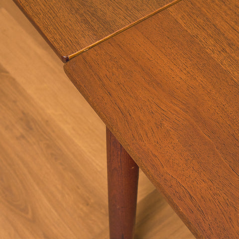 Danish dining table in teak