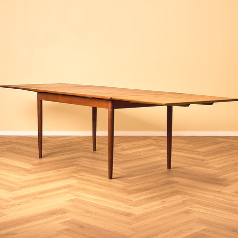 Danish dining table in teak by Sorø Stolefabrik