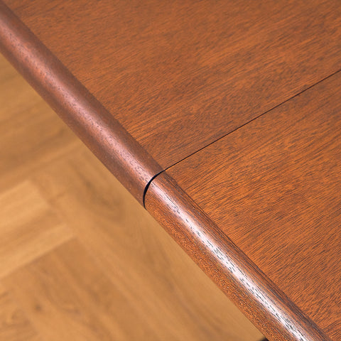 Danish dining table in mahogany by Skovby