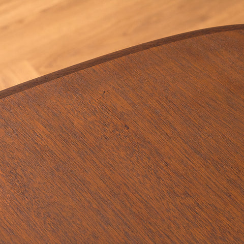 Danish dining table in mahogany by Skovby