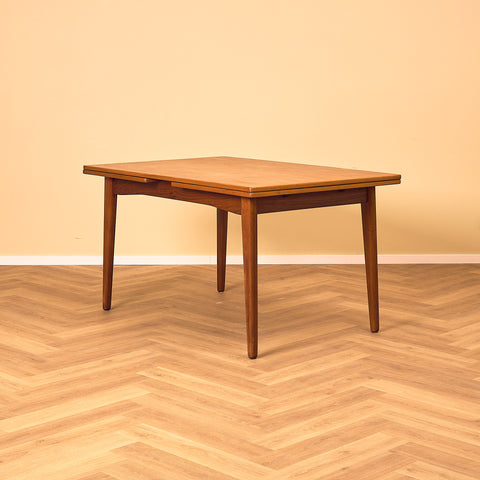 Danish dining table in teak