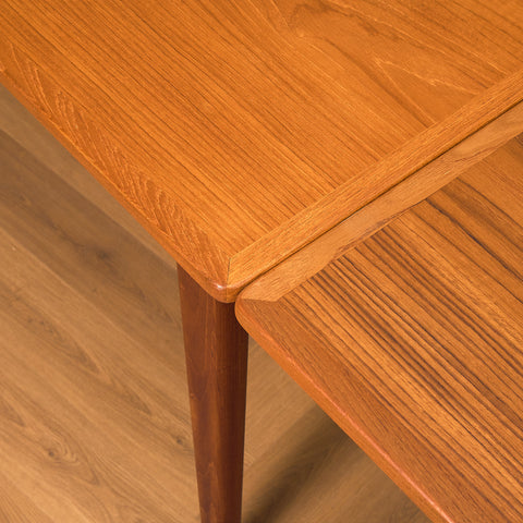 Danish dining table in teak