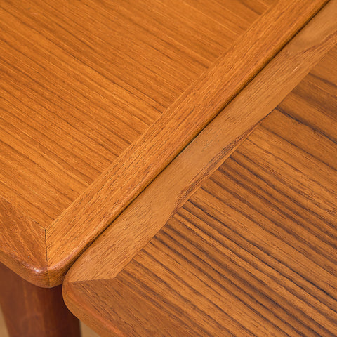 Danish dining table in teak