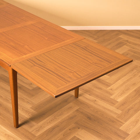 Danish dining table in teak by Skovby