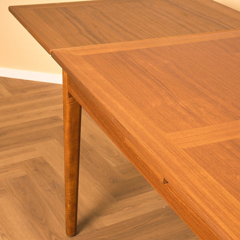 Danish dining table in teak by Skovby