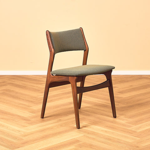 Danish dining chairs in solid walnut by Erik Buch for Chr. Christensen Møbelfabrik