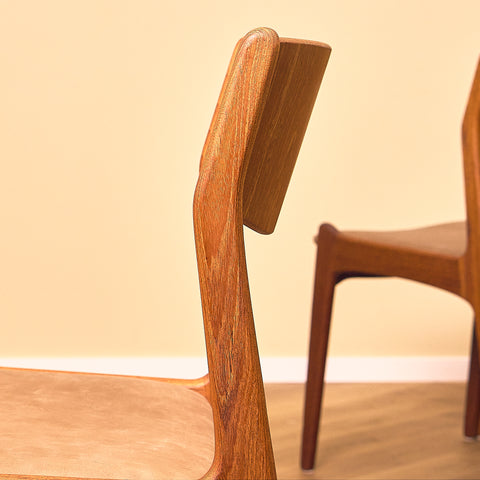 Sorø Stolefabrik Teak Dining Chair with Leather Seat, close-up of the curved backrest in teak