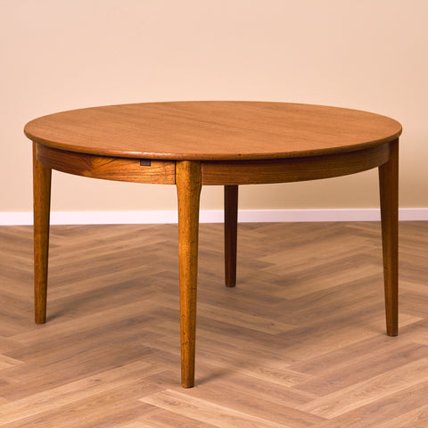 Danish round dining table in teak