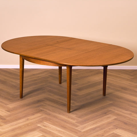 Danish round dining table in teak