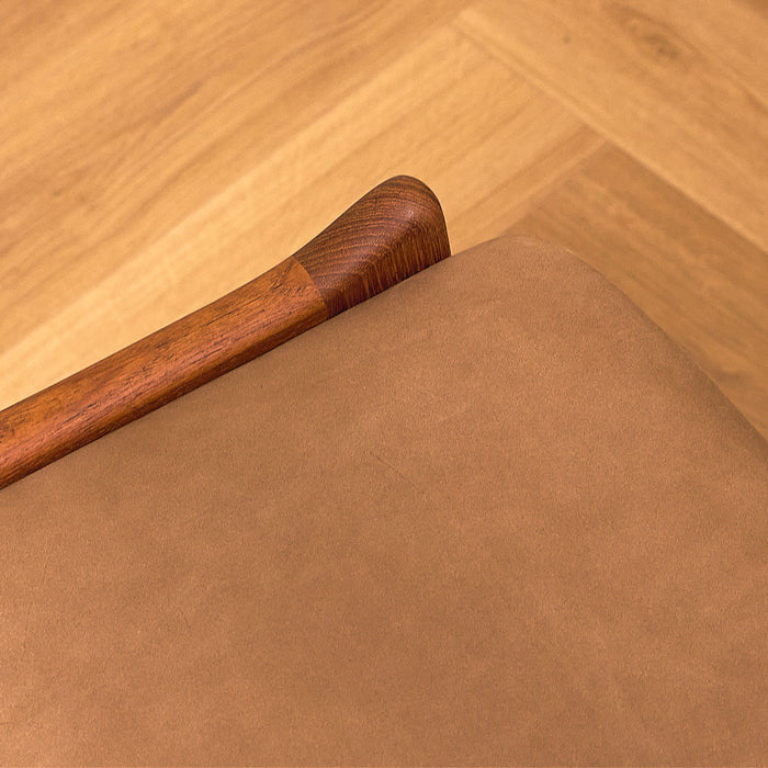 Sorø Stolefabrik Teak Dining Chair with Leather Seat, close-up of the leather seat