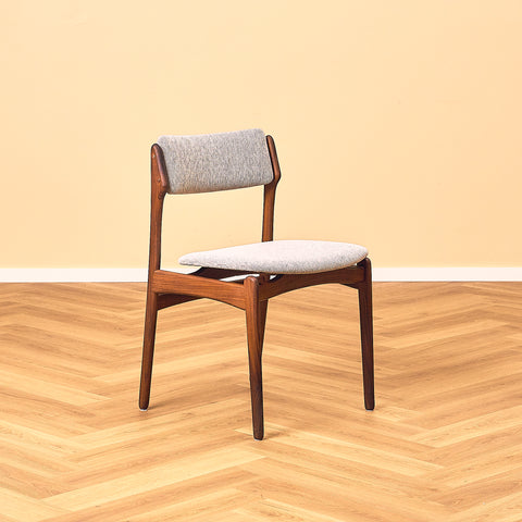 Erik Buch Model 49 Walnut Dining Chair for O.D. Møbler, three-quarter view