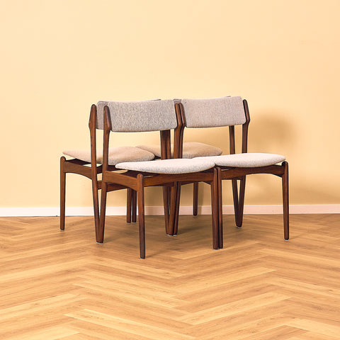 Erik Buch Model 49 Walnut Dining Chair for O.D. Møbler, group of 4 from the set
