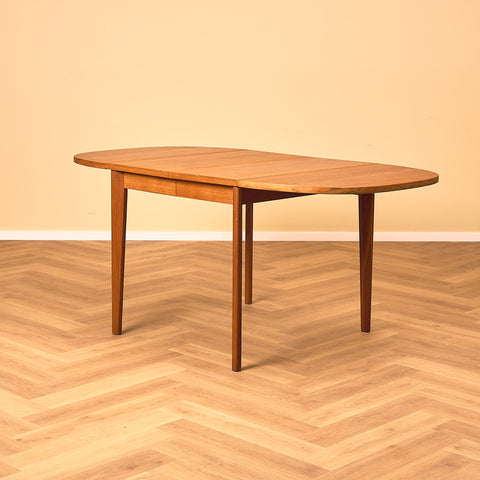 Danish dining table with 4 extensions in teak by Vejle stole- og møbelfabrik A/S