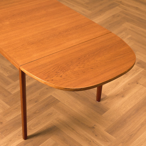 Danish dining table with 4 extensions in teak by Vejle stole- og møbelfabrik A/S