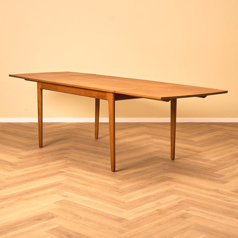 Danish dining table in teak by Arne Vodder for Vamo Møbler