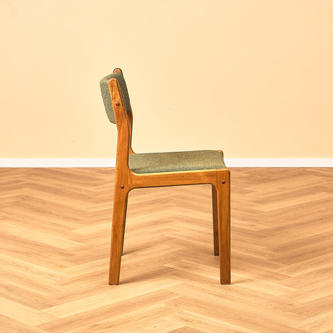 Danish dining chairs in teak by Findahl
