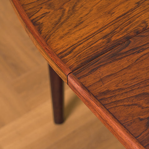 Danish round dining table in Santos rosewood by Omann Jun, model 55