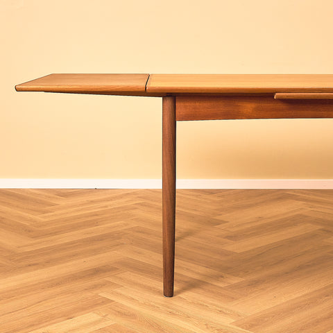 Danish Teak and Walnut Extendable Dining Table, side profile