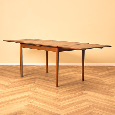 Danish Teak Extendable Dining Table with Lipped Edge, extended with 2 leaves