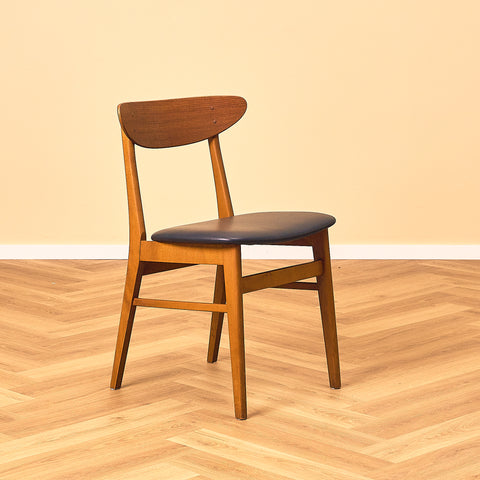 Danish set of 6 dining chairs in teak and beech, model 210, by Farstrup
