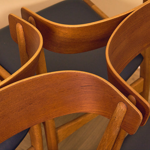 Danish set of 4 dining chairs in teak and oak