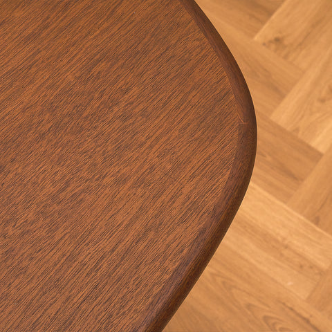 Danish dining table in mahogany by Skovby