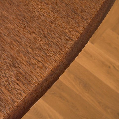 Danish dining table in mahogany by Skovby