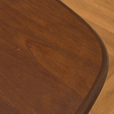 Danish oval dining table in mahogany by Skovby Møbelfabrik