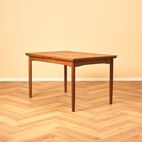 Extendable Teak Dining Table