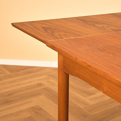 Extendable Teak Dining Table