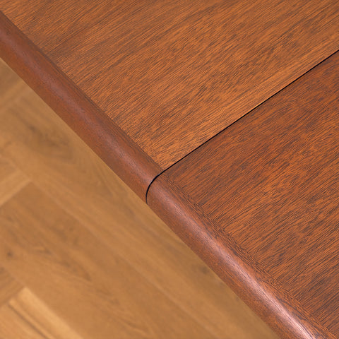 Danish oval dining table in mahogany by Skovby Møbelfabrik