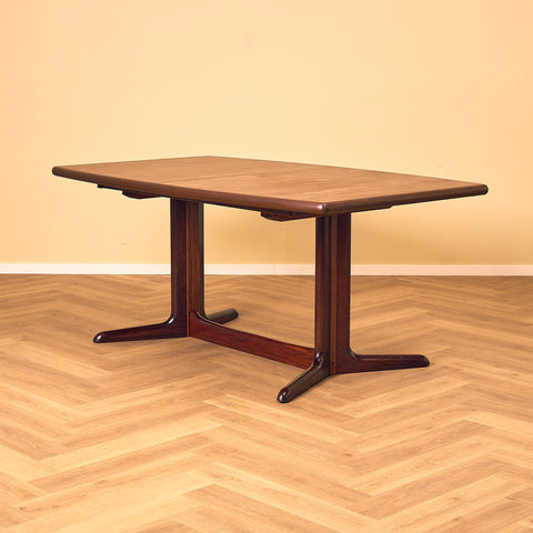 Danish dining table in Santos rosewood by Skovby Møbelfabrik